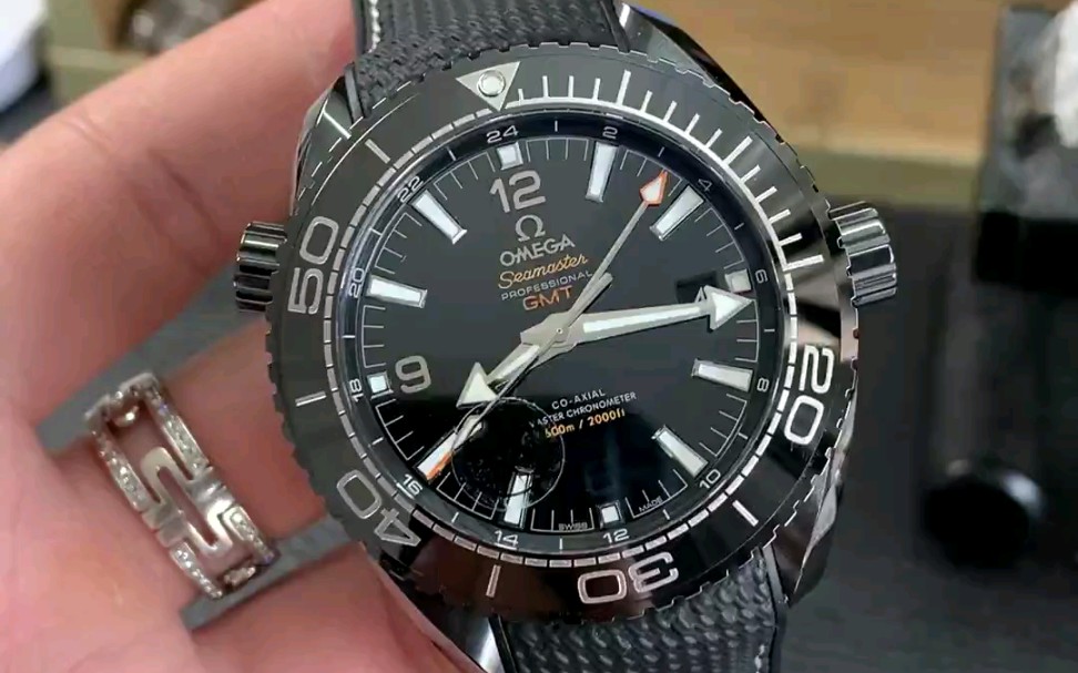 欧米茄海马600陶瓷 深海之黑