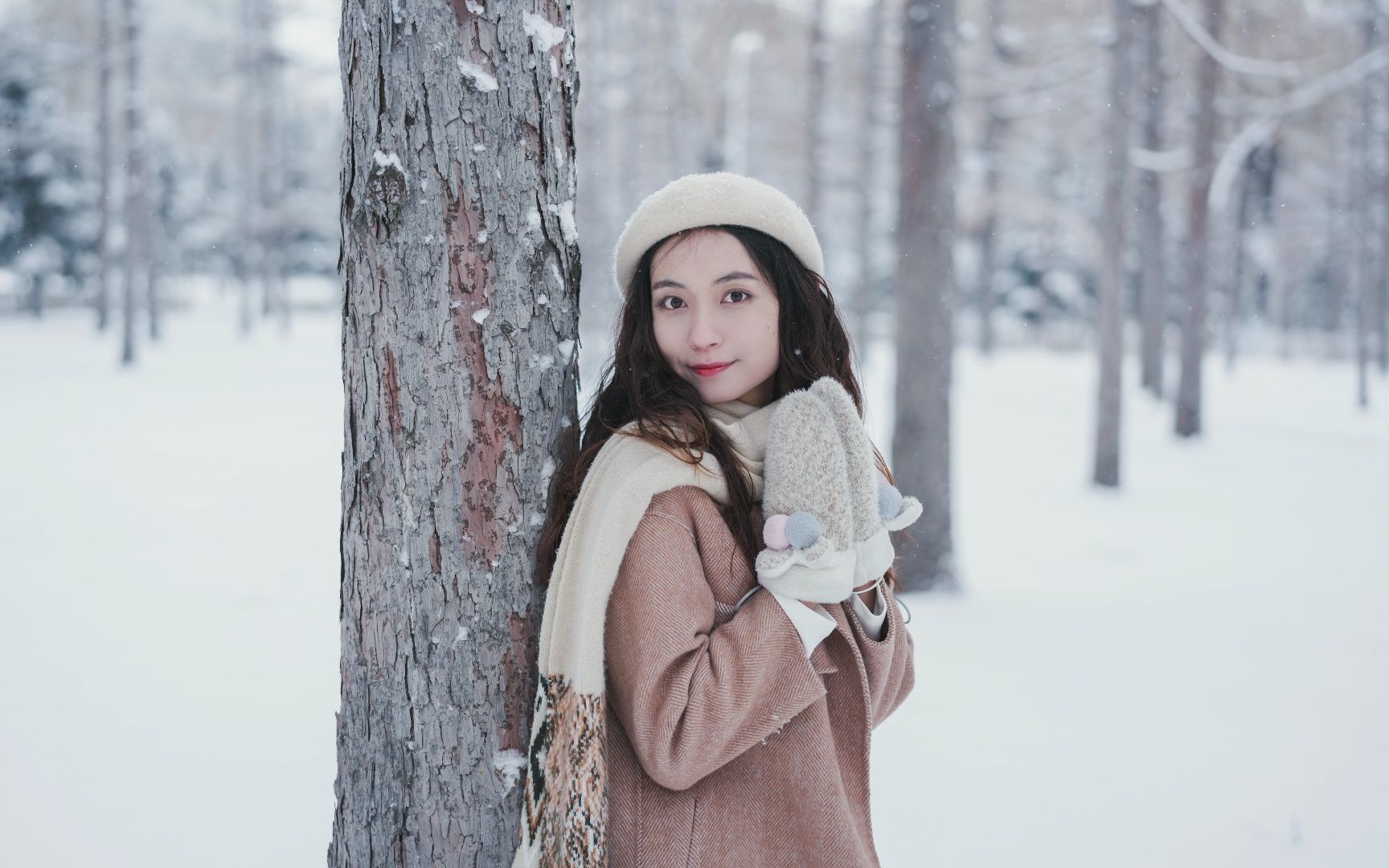 哈尔滨冬天女生穿着图片