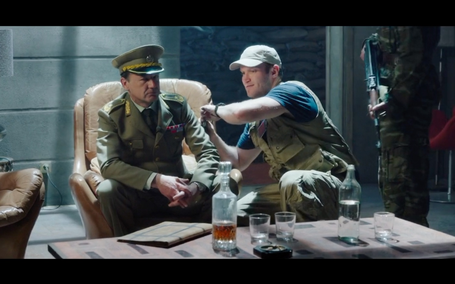 特工伪装潜入抓走将军,一气呵成,精彩