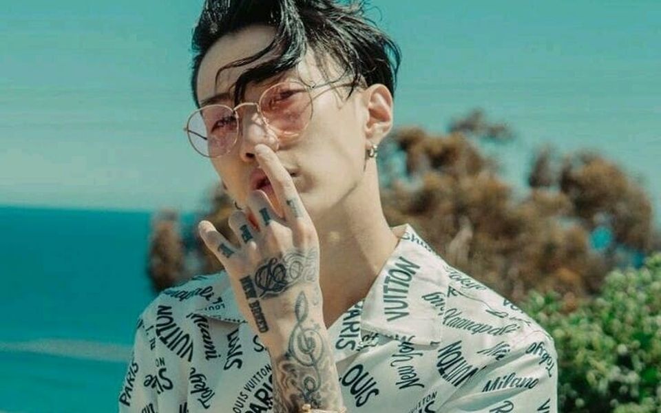 朴宰范哥你永远像钻石般如此闪耀我心目中唯一的rapstardancelikejay