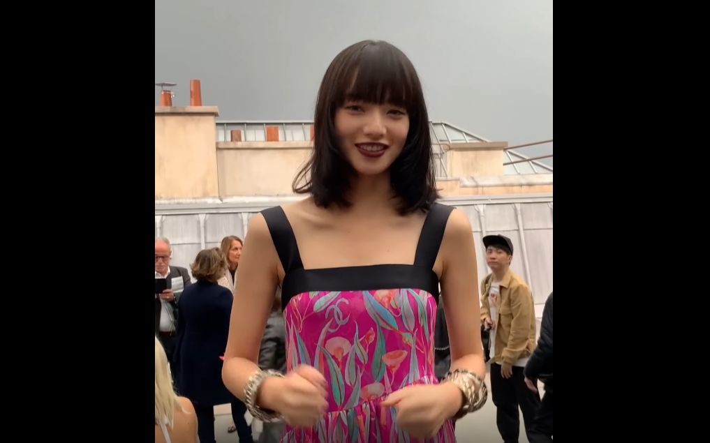 小松菜奈秀场现场采访谈香奈儿chanel2020年春夏系列