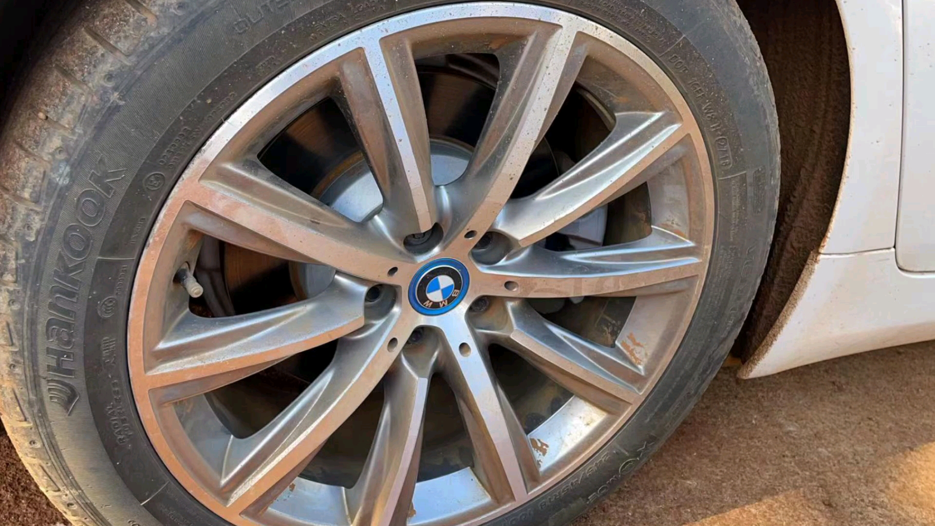 宝马3系5系钢圈轮毂车轮