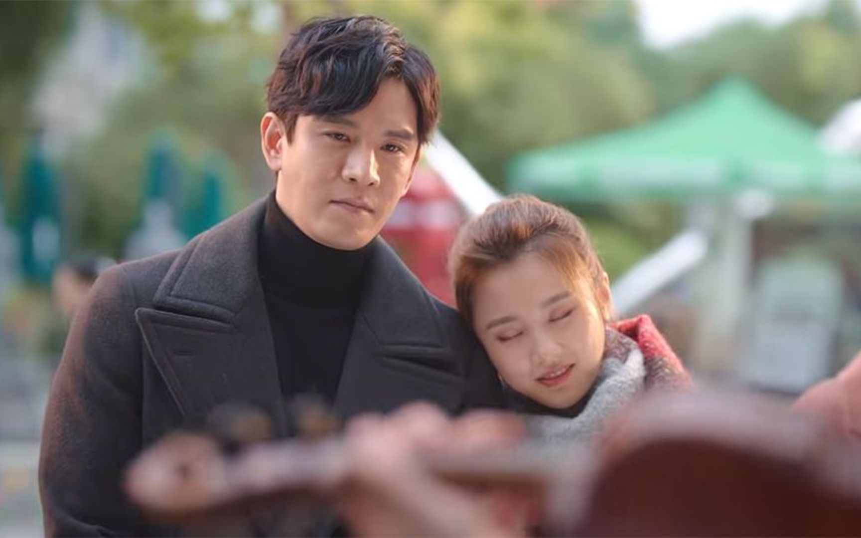 欢乐颂4:何悯鸿坠入爱河失去理智,竟要与渣男私奔,何父都气炸_哔哩