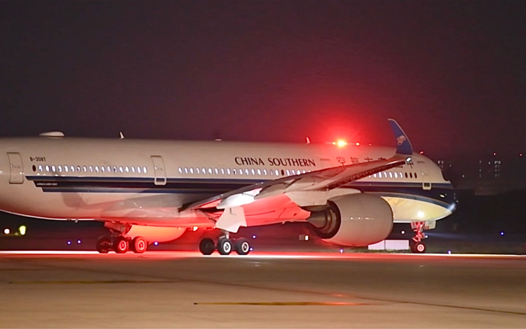 震撼夜拍,南航a350
