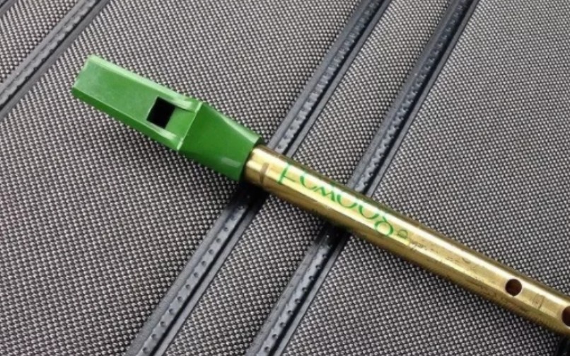 来自四十年多前的古董是否还能一战? 初代飞刀哨笛评测