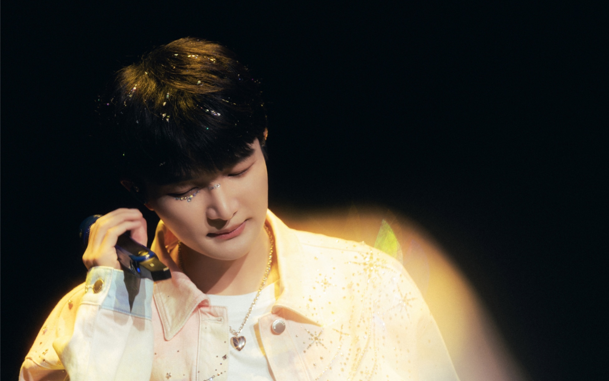 【周深】自摄周深2023年《深深感谢你》专场演唱会102区看台视角—人