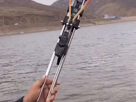 全金属可伸缩猎鹰plus弹弓仓