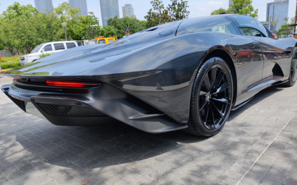 被运走前的迈凯伦速尾