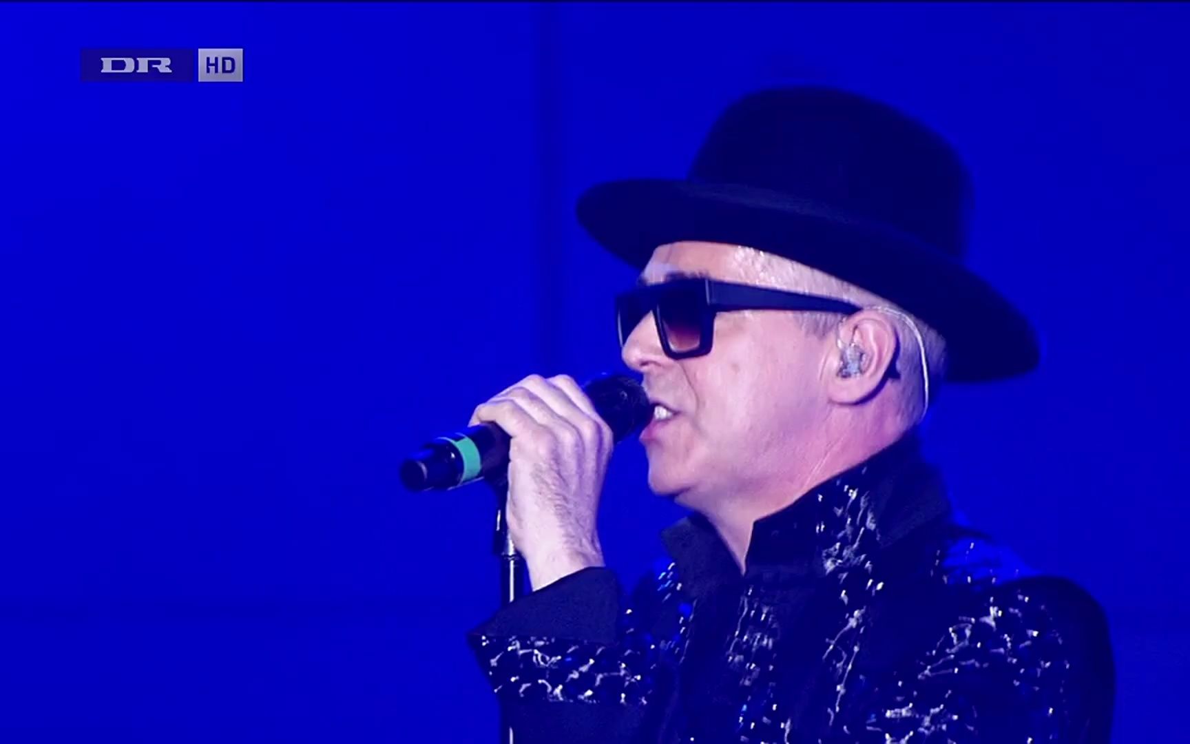 [图]【一路向西】Pet Shop Boys - Go West (Live Roskilde 2009)