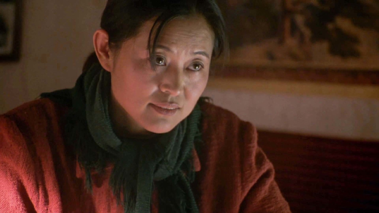 美丽的大脚老师登门家访怎知谈话间却开始掩面狂笑