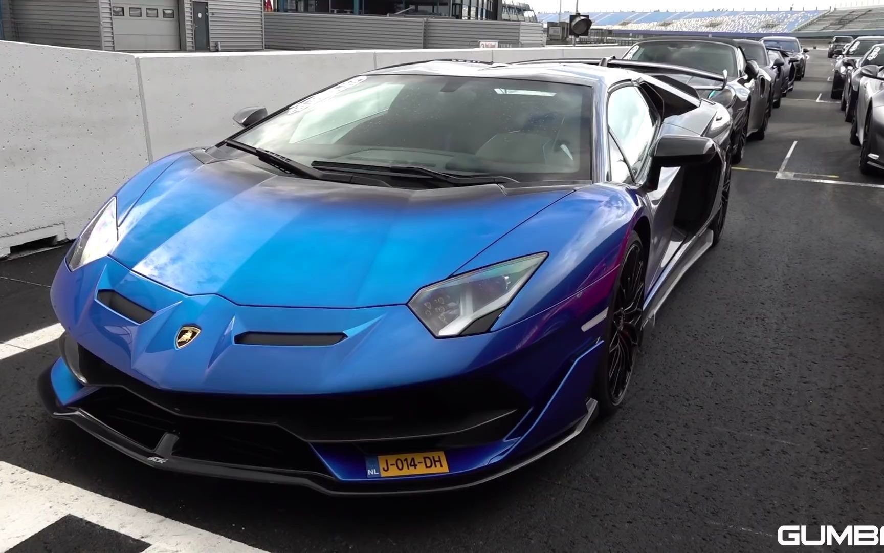 000,-兰博基尼aventador lp770-4 svj敞篷跑车-发动机启动,视觉检查和
