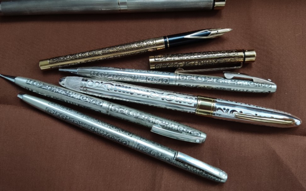 【测评-vintage】犀飞利slim塔格 葡萄藤雕花表面包金 14k钢笔_哔哩