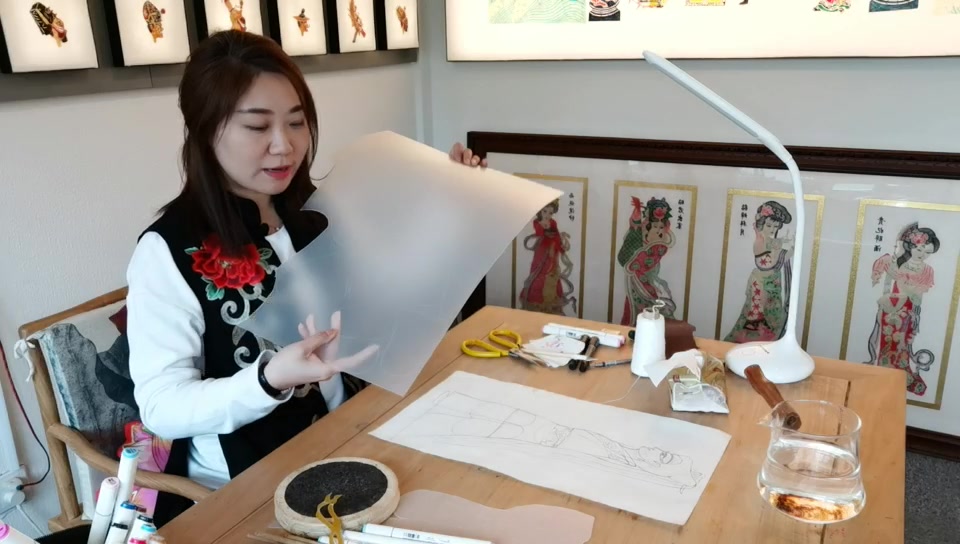 1济南皮影代表性传承人-李娟