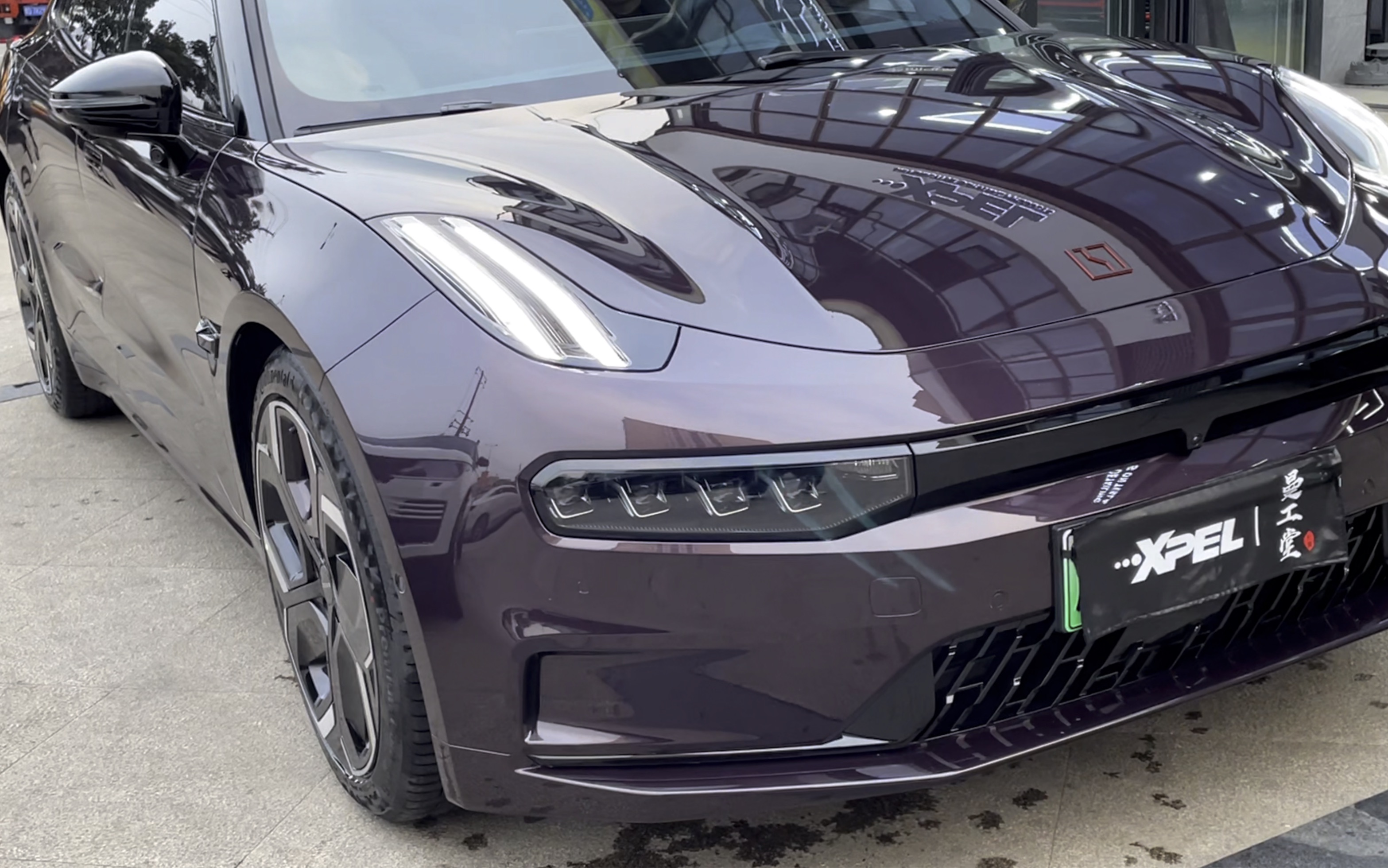 极氪001 极光紫 果然如此大紫 需要车衣保护_哔哩哔哩_bilibili