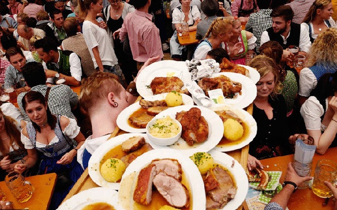 「4k」德国街边人气小店的烤香肠和大肉等