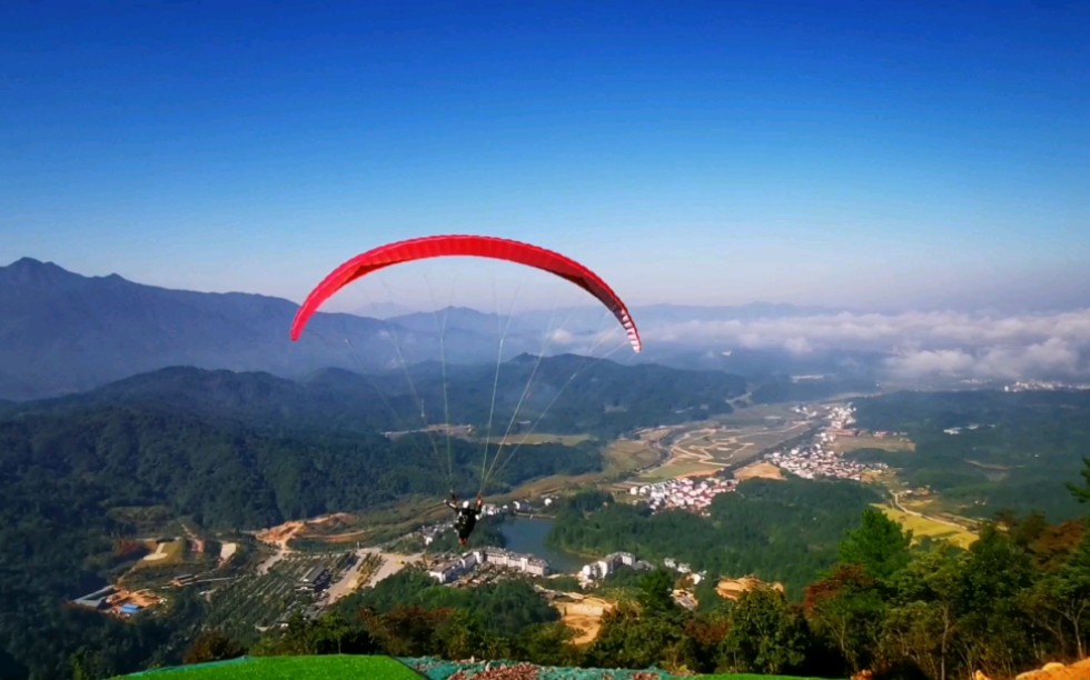 寰羽飞行吃游记之大觉山古寨探秘61滑翔伞