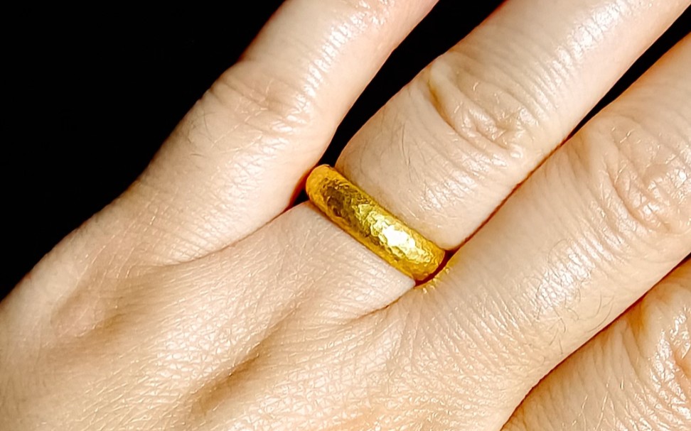打金系列之泥鳅背锤纹戒指
