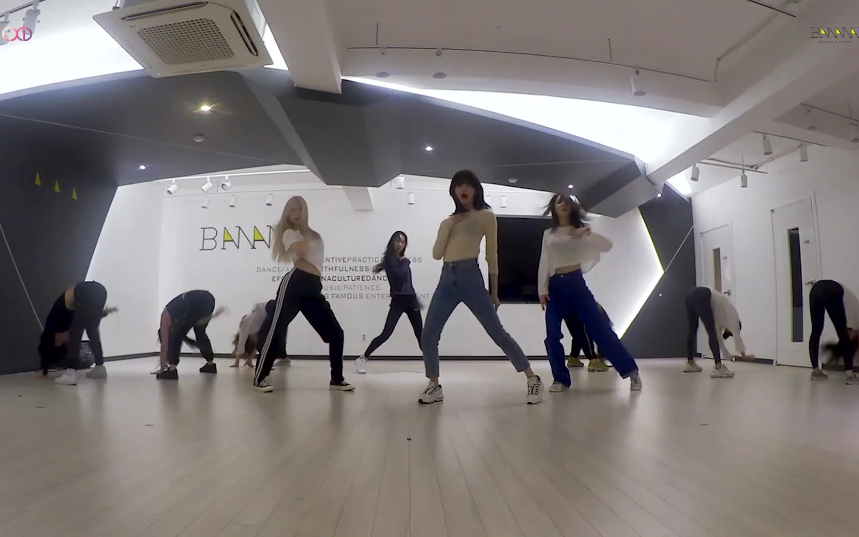 韩国女团【exid 