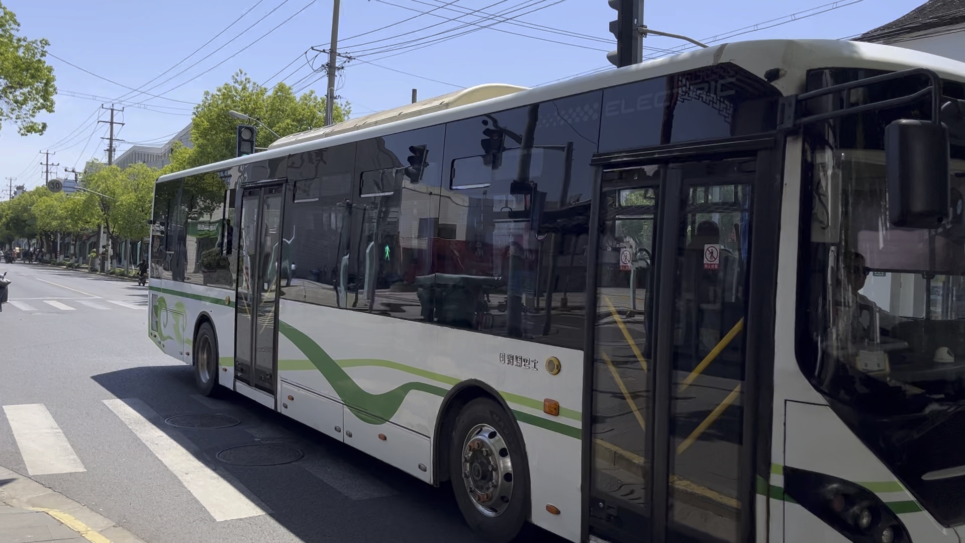 前两天在朱家角运转的上海公交青枫专线申沃纯电动车型