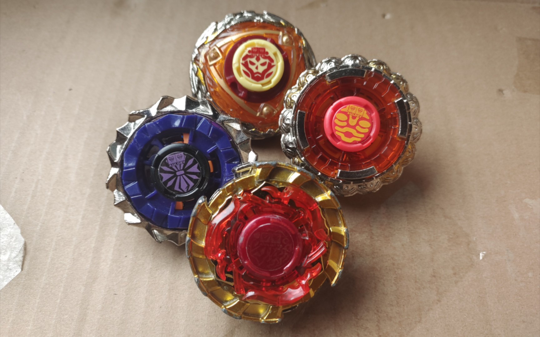 真黄金火焰s——非改陀螺对战三代防御陀螺