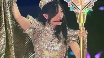 滨崎步香港安可my all全场大合唱！！二十年之约台上台下都在哭，姐姐一开口经济都复苏了……