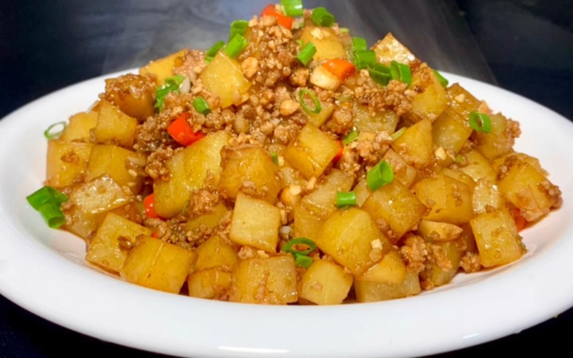 土豆烧肉末非常好吃的家常做法,营养美味,开胃下饭,做法也简单