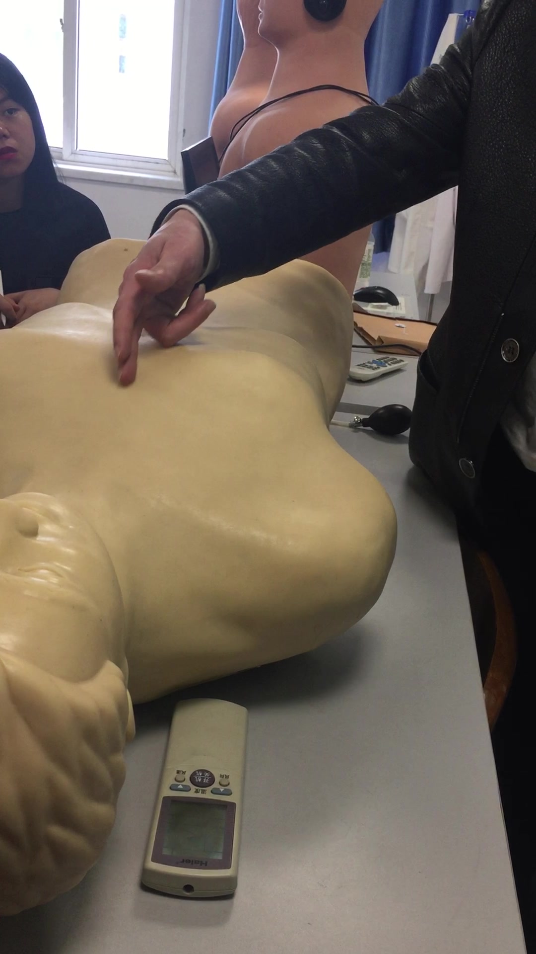 诊断学(腹部触诊自用) - 影音视频 - 小不点搜索