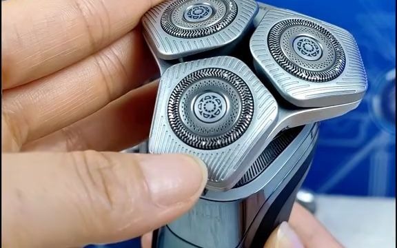 创作灵感 剃须刀 飞利浦剃须刀s9932,蜂巢9系,高端剃须刀,男士剃须刀