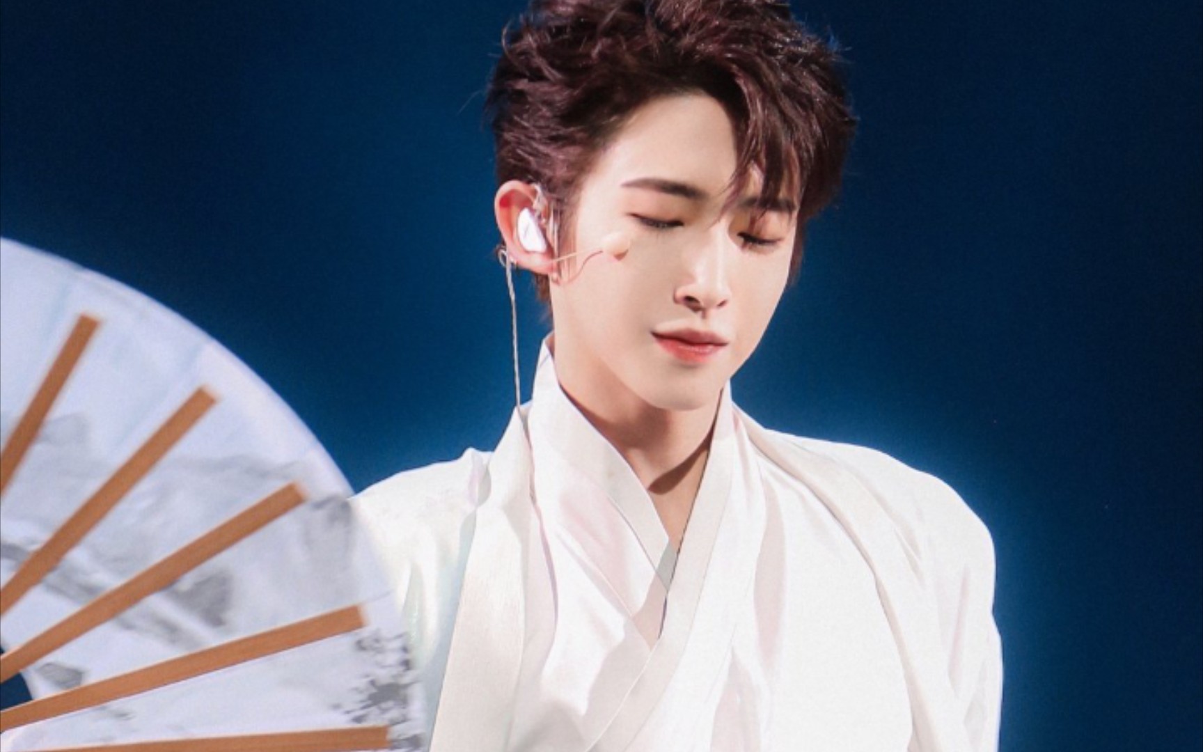 舞袖翻飞,逐梦星河/刘宇/星河入梦/这段我太喜欢了_哔哩哔哩_bilibili