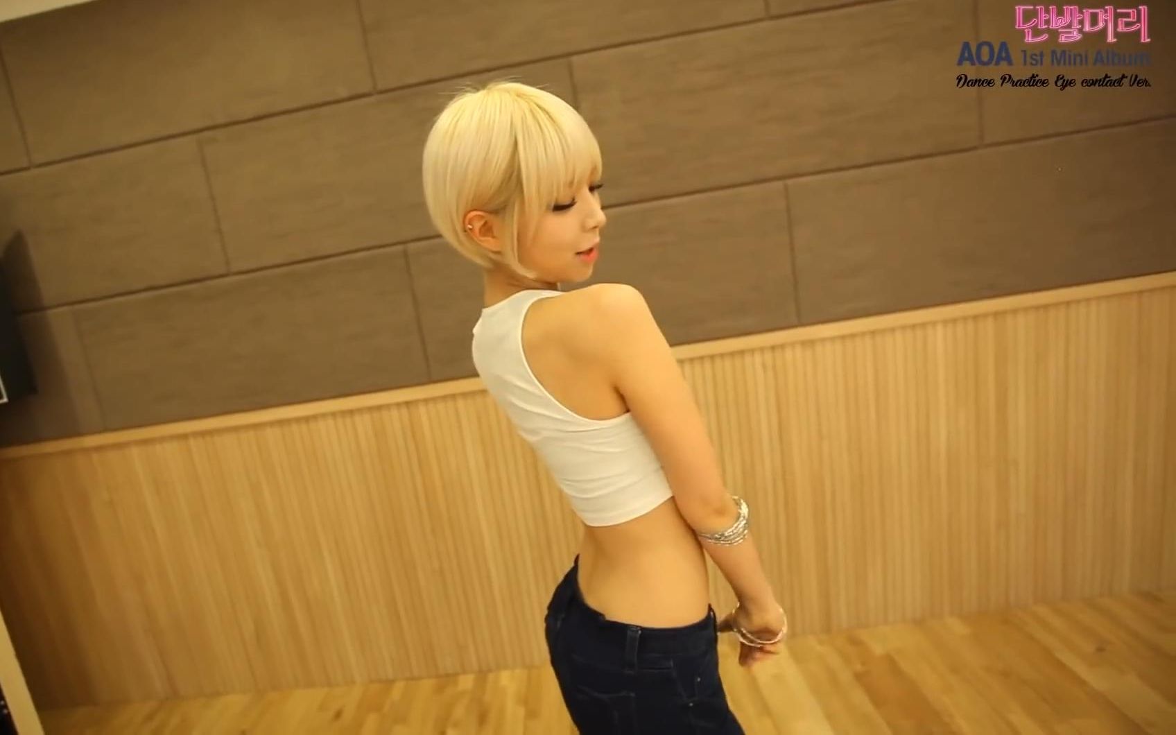 [图]【Short Hair - AOA】这个腰，我可以~~