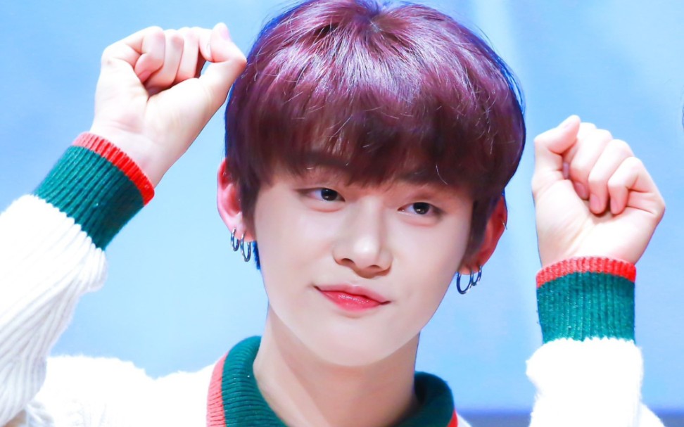 更没有人会不爱刚出道的然然!出道专5首歌最爱舞台然竣cut