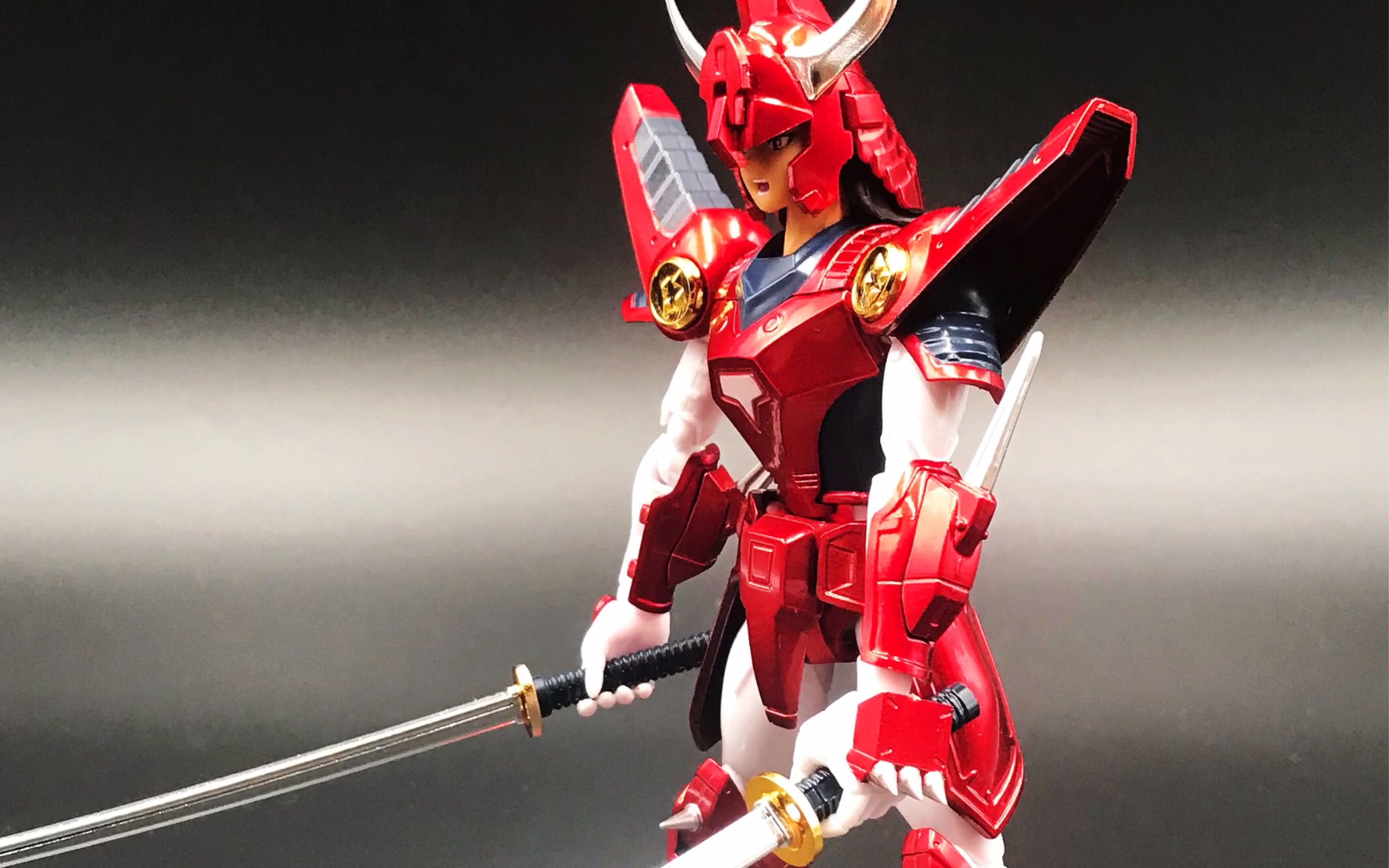 三娃可动模玩大通铠传魔神坛斗士火焰神真田辽视频分享测评