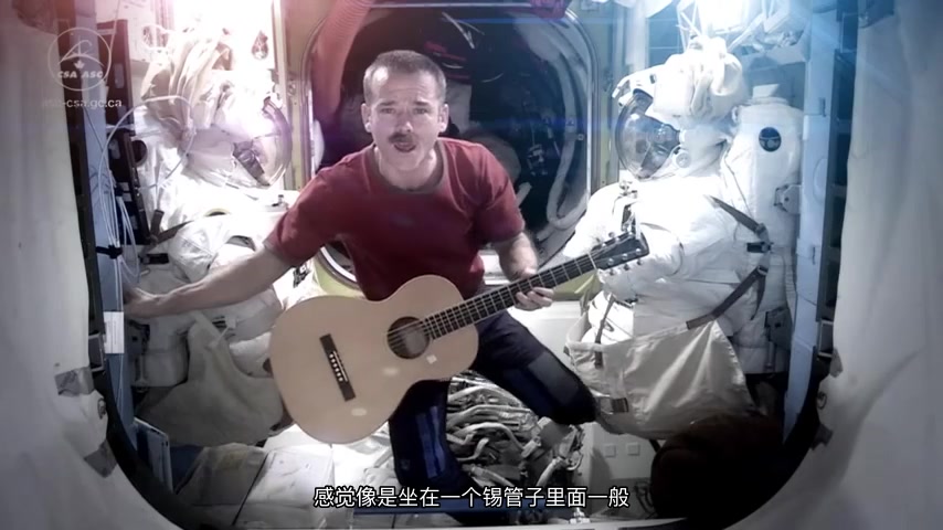 [图]在太空拍摄的第一支MV《Space Oddity》