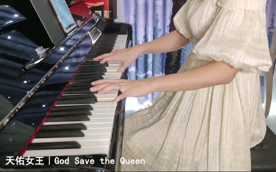 [图]【柯基】天佑女王｜God Save the Queen