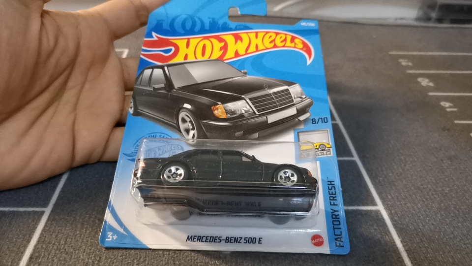 风火轮 奔驰500e 普卡版本开盒把玩分享