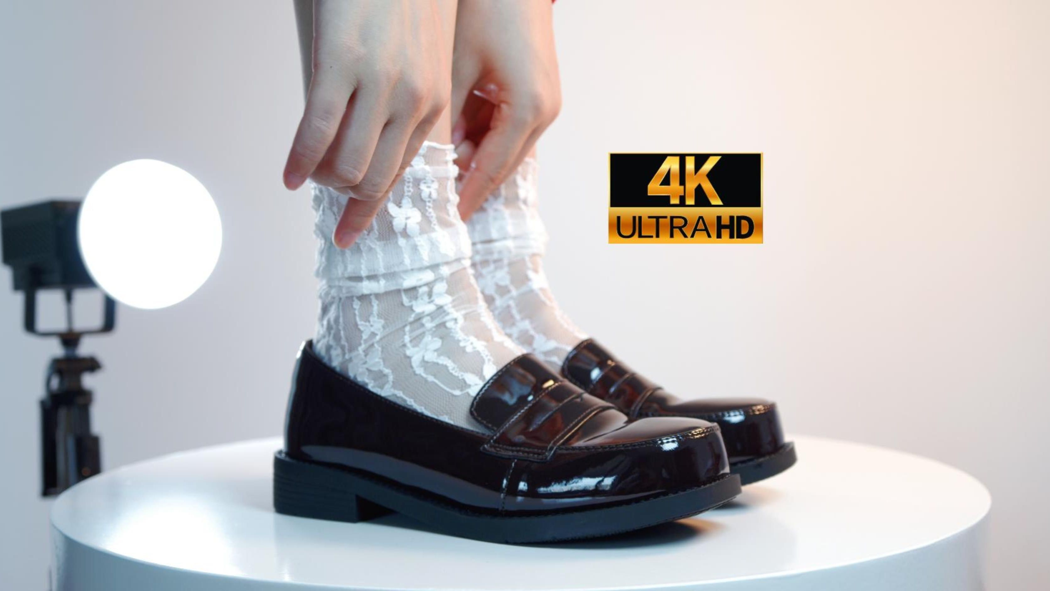 【4k纯享】好看吗?日系小皮鞋搭配白色蕾丝袜