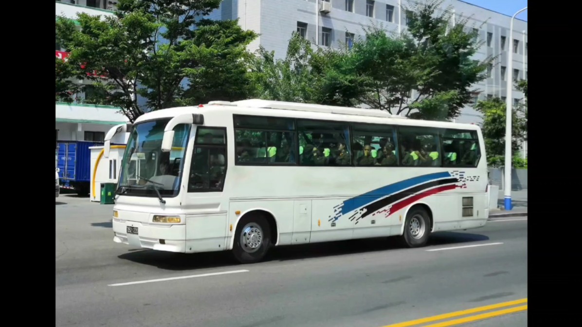 朝鲜路上都有什么车(客车篇)