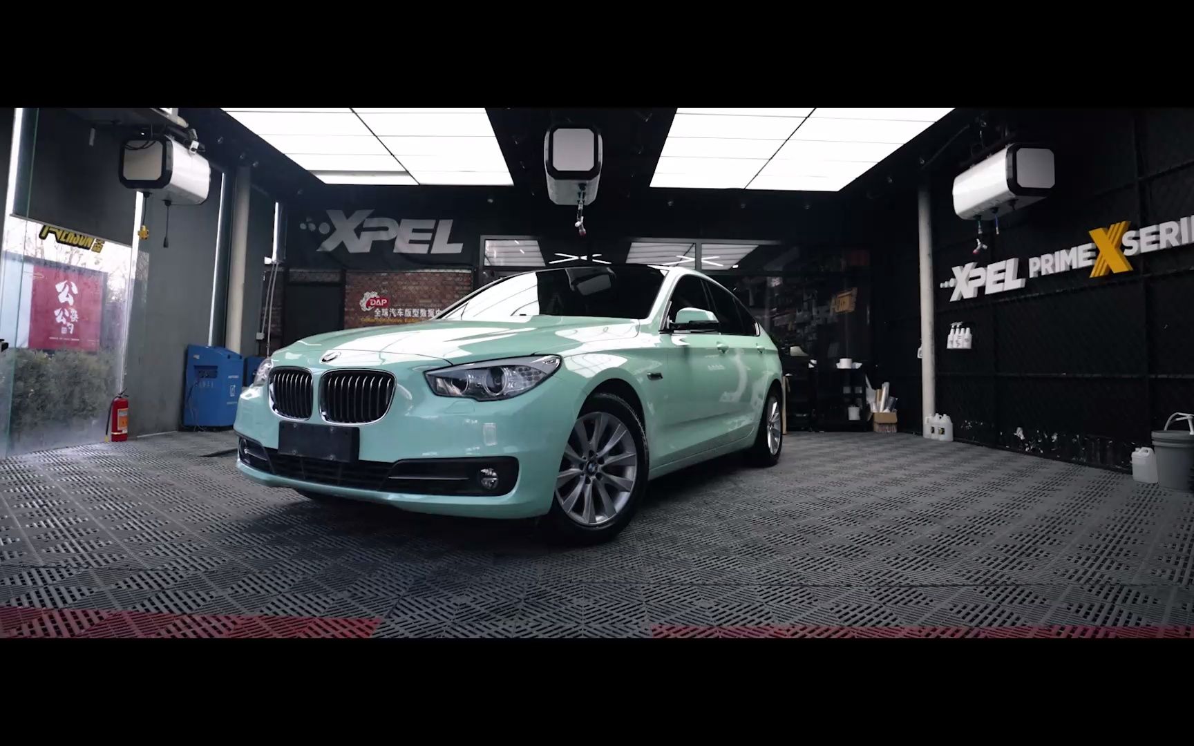 保定xpel|奥孚森汽车贴膜|这也太炸了吧宝马5系gt改色嵯峨绿