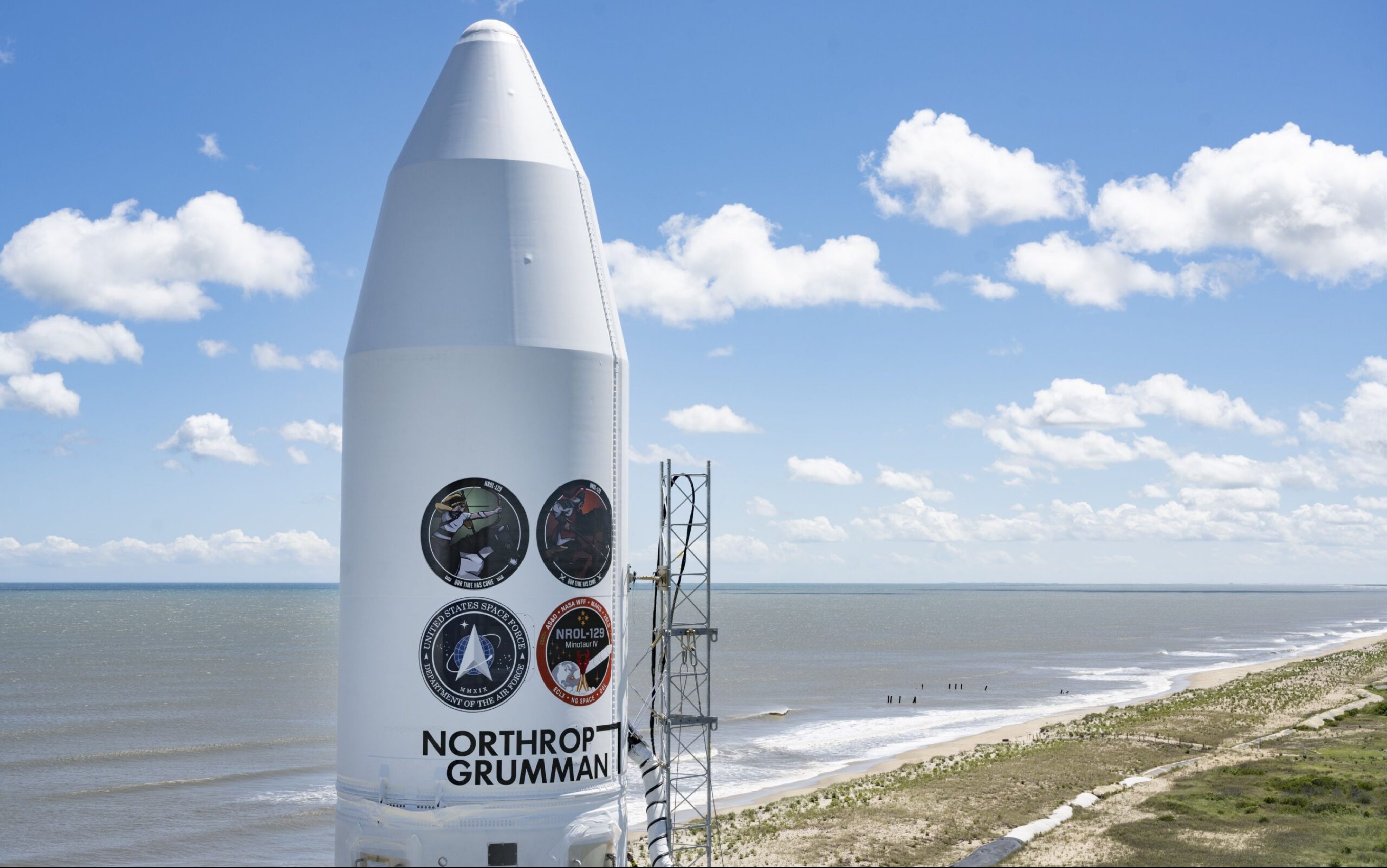 美国空军发射米诺陶火箭