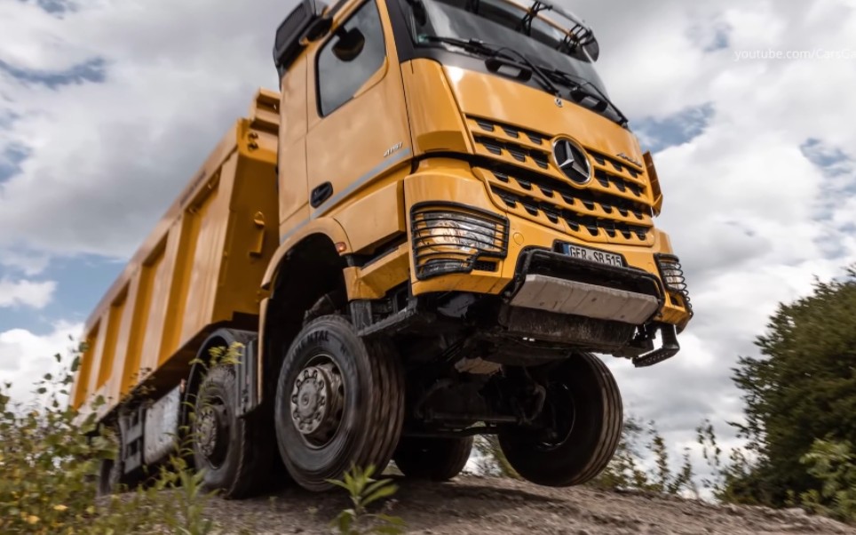 梅赛德斯奔驰arocs 4151 8x8卡车越野测试_哔哩哔哩 (゜-゜)つロ 干杯