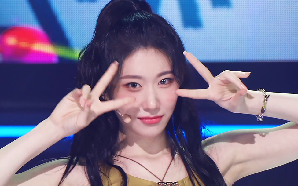 李彩领卷发高马尾彩领220724人气歌谣sneakers直拍