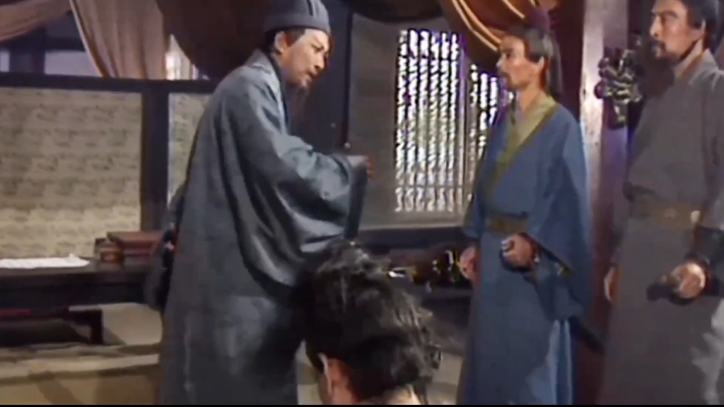 诸葛亮臭骂马谡,这段堪称全剧经典名场面!