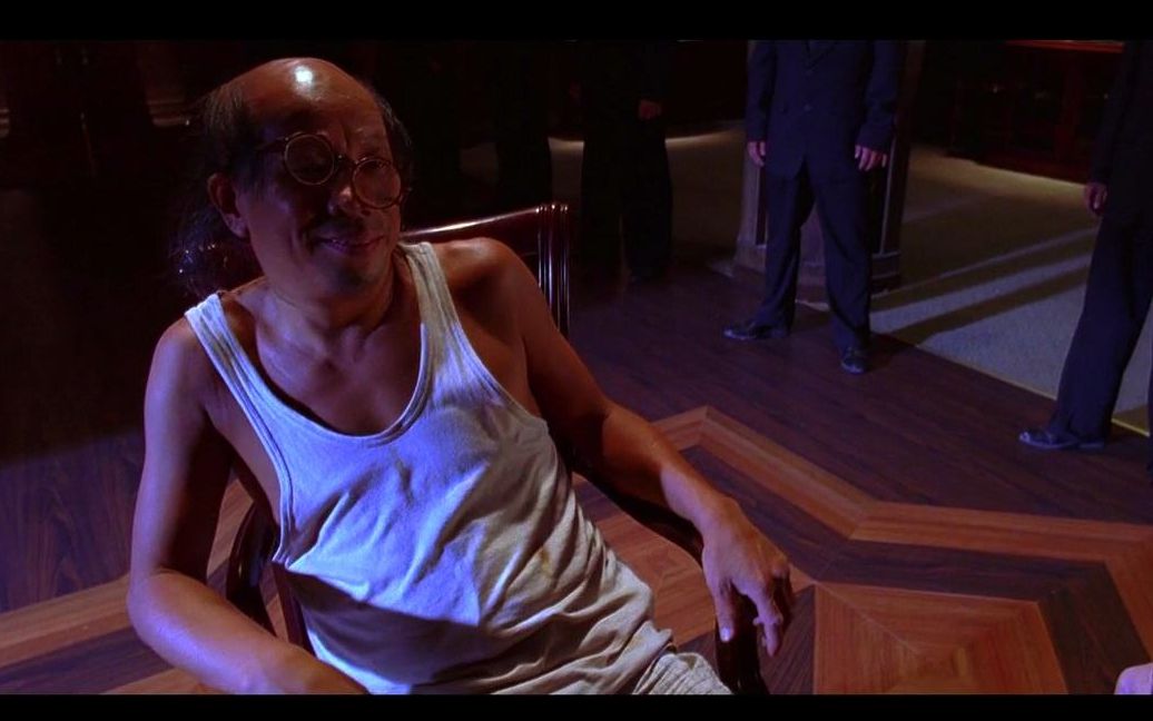 火云邪神两次经典接子弹场景,第一次强悍,第二次看着是真疼啊