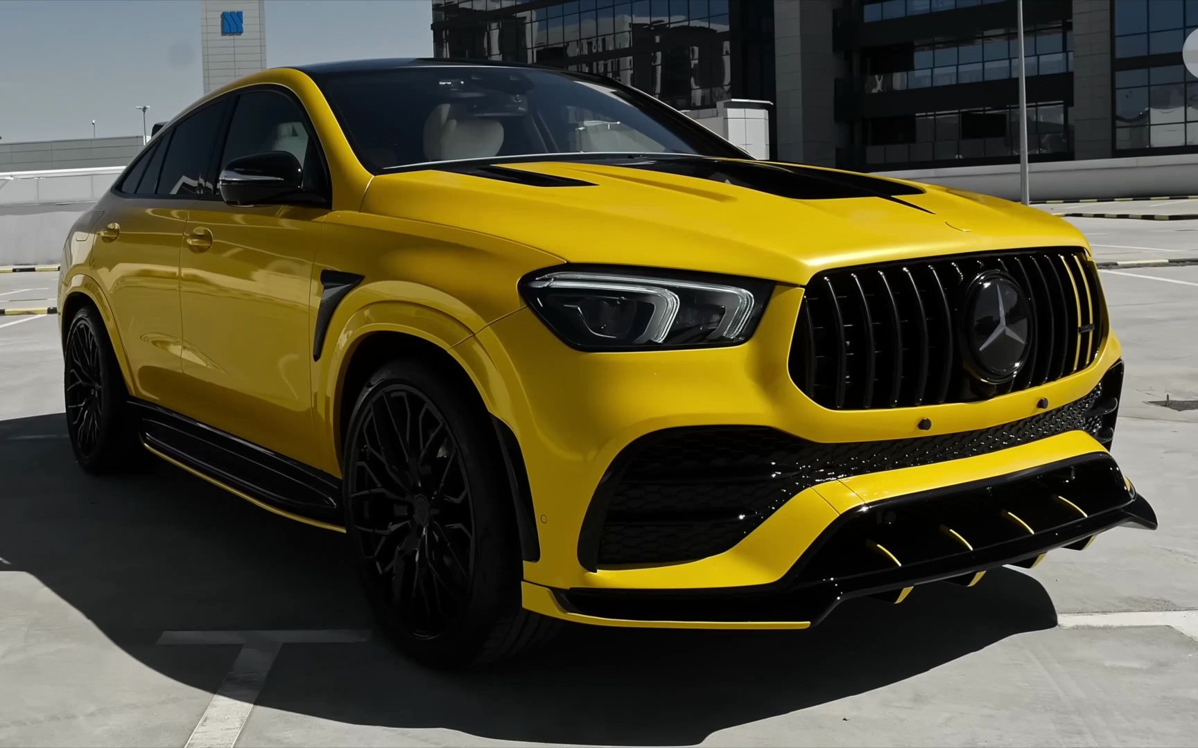 黄色毒液来袭| 新款奔驰amg gle63s coupe,咆哮的排气声靠近不得