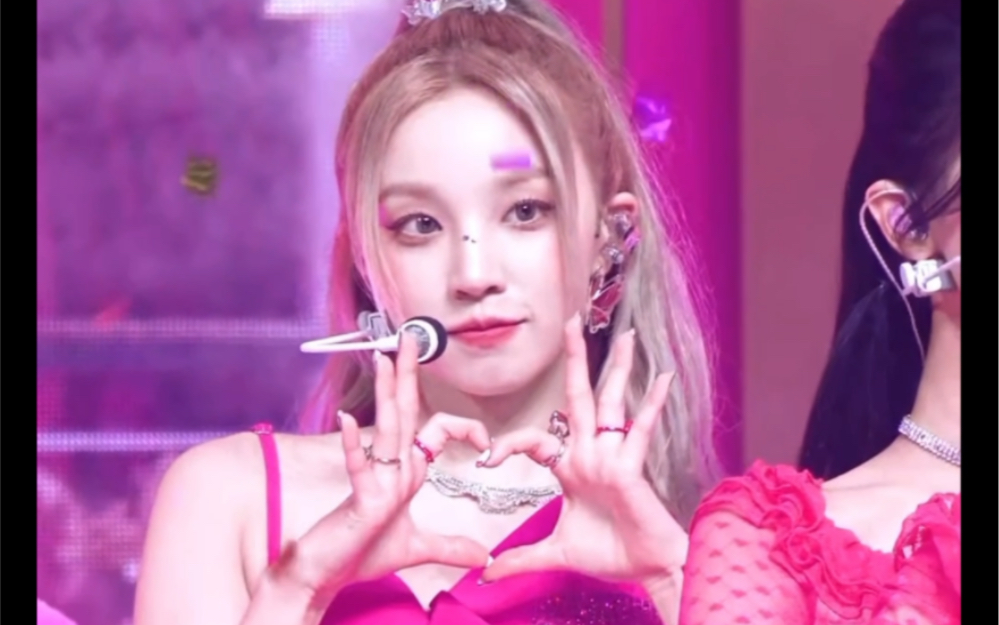 (G)I-DLE 宋雨琦 4K直拍 Queencard+Allergy 初舞台 230518