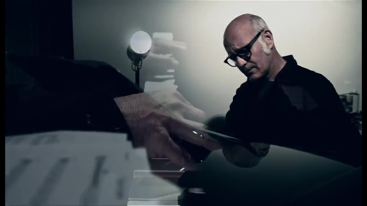 鲁多维科ⷮŠ艾奥迪Ludovico Einaudi  Walk钢琴演奏,特别有意境哔哩哔哩bilibili