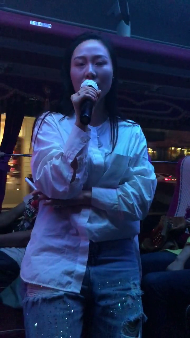 缪新斌女神一首爱拼才会赢献给同车的有缘人