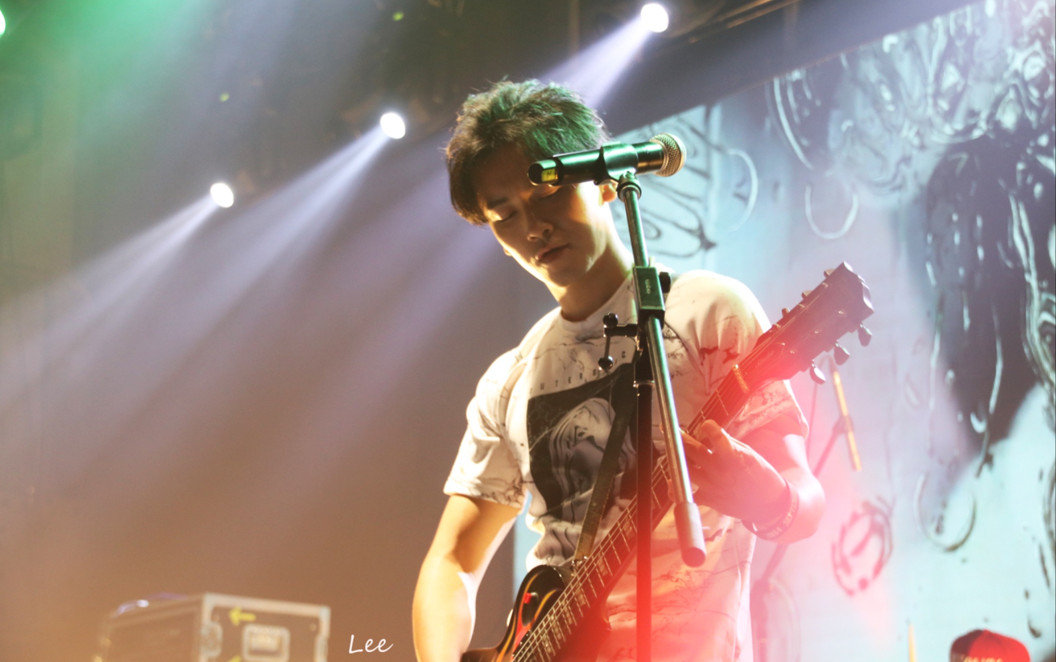 【赤世代杭州演唱会视频】【够爱 陈德修focus】_哔哩哔哩 (゜-゜)つ