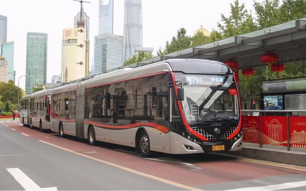 上海中运量71路(凯旋路站——水城路站)