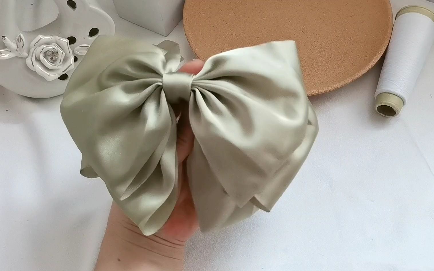韩版缎面雪纺布块布料缎面大蝴蝶结发夹教程